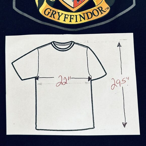 NWT Gryffindor Robe T-Shirt Size L Wizarding World Of Harry Potter - Picture 2 of 5